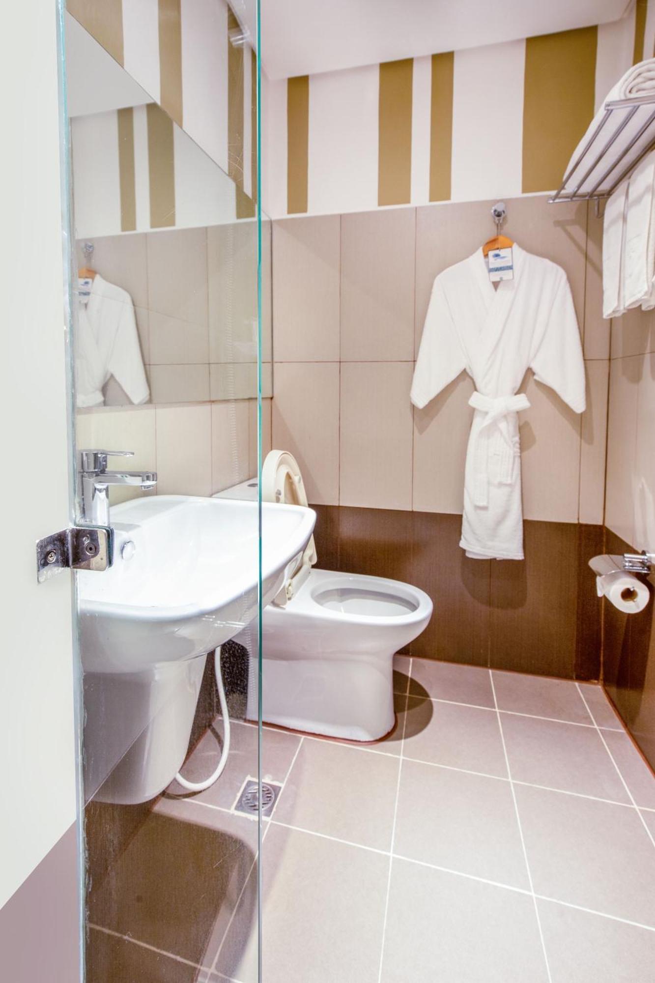 Hotel Plaza International Near Delhi Airport نيودلهي المظهر الخارجي الصورة